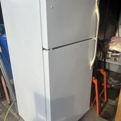 Kenmore Two Doors Refrigerators 