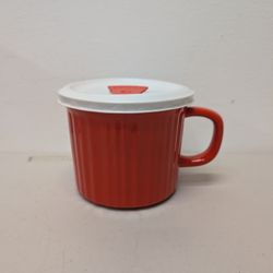 Stoneware Mug With Vented Lid
