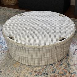 White Wicker Resin Table Ottoman