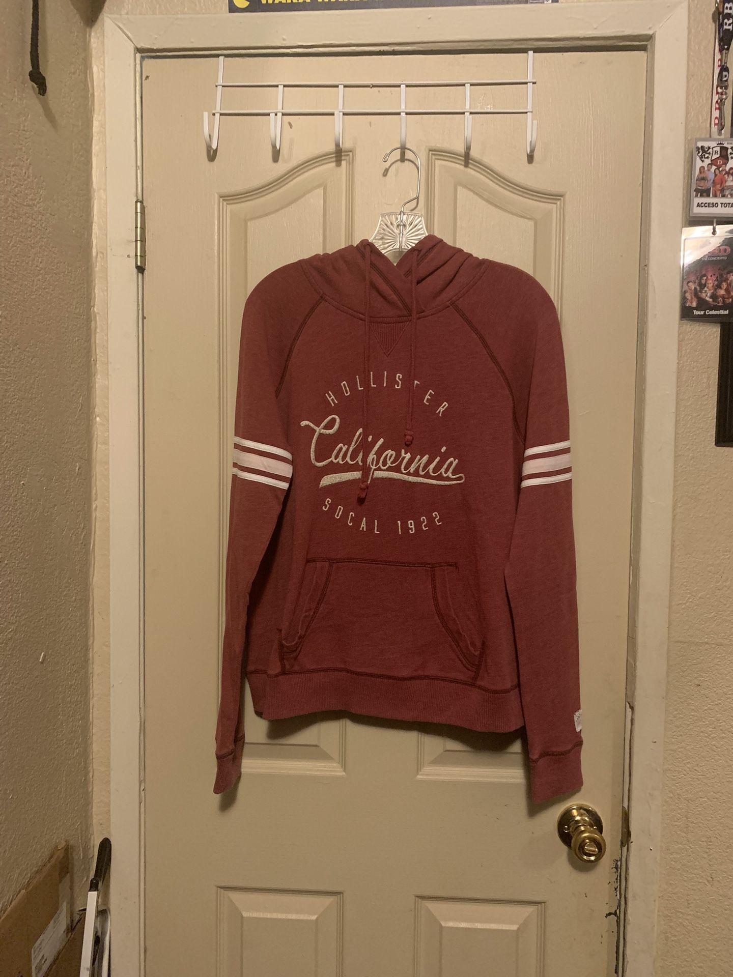 Hollister Pullover Hoodie
