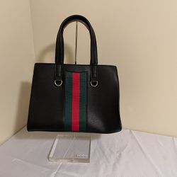 Black Purse 