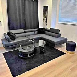 Limited time offer: exclusive deals on sectionals| Finance and delivery available!