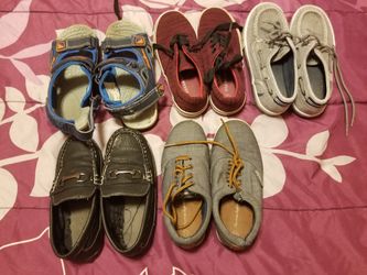 Zapatos de niño size 13