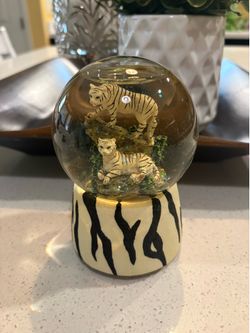 Vintage Westland White Tiger Snow Globe