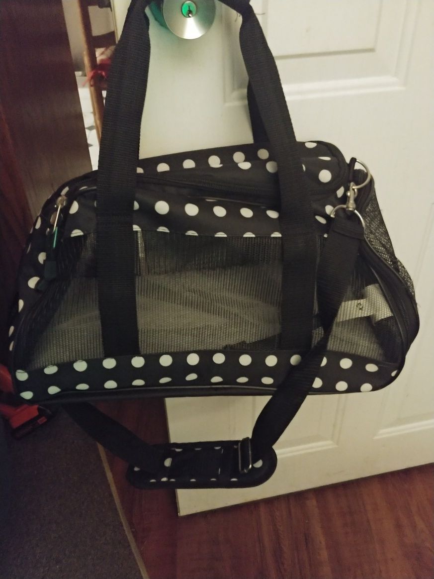 New pet Carrier