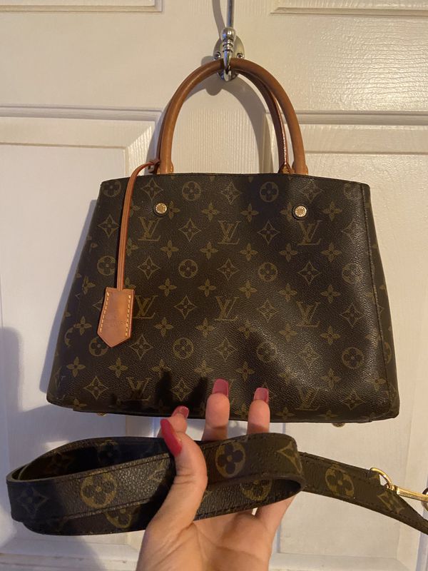 Authentic Louis Vuitton Favorite PM Damier for Sale in Berkeley, CA -  OfferUp