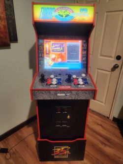 Arcade 1Up Street Fighter-Yoga Flame Edition