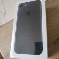 Iphone 7 128gb At&T. Brand New Sealed.
