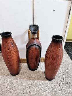 Set Of 3 Vases