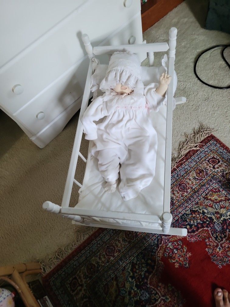 Doll Bed