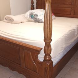 7 Piece  King Size Bedroom Set 