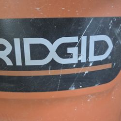 RIDGID vacuum 