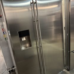 42”GE MONOGRAM SIDE BY SIDE BUILT IN