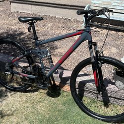 27.5” Mountain Bike Excellent Condition!!