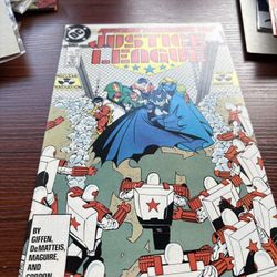 Justice League Vol 1 Issue No 3 Rocket To Russia July 1987 DC Comics Retro