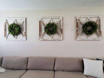 Wreath Wall Decoration
