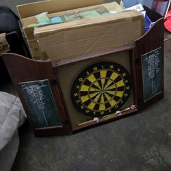 Dart Board Set