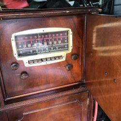 Stromberg Carlson Radio receiver & record player from 1972