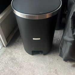Huge Trash Can Missing The Foot Pedal 
