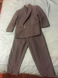 Boys formal suit! Size 8