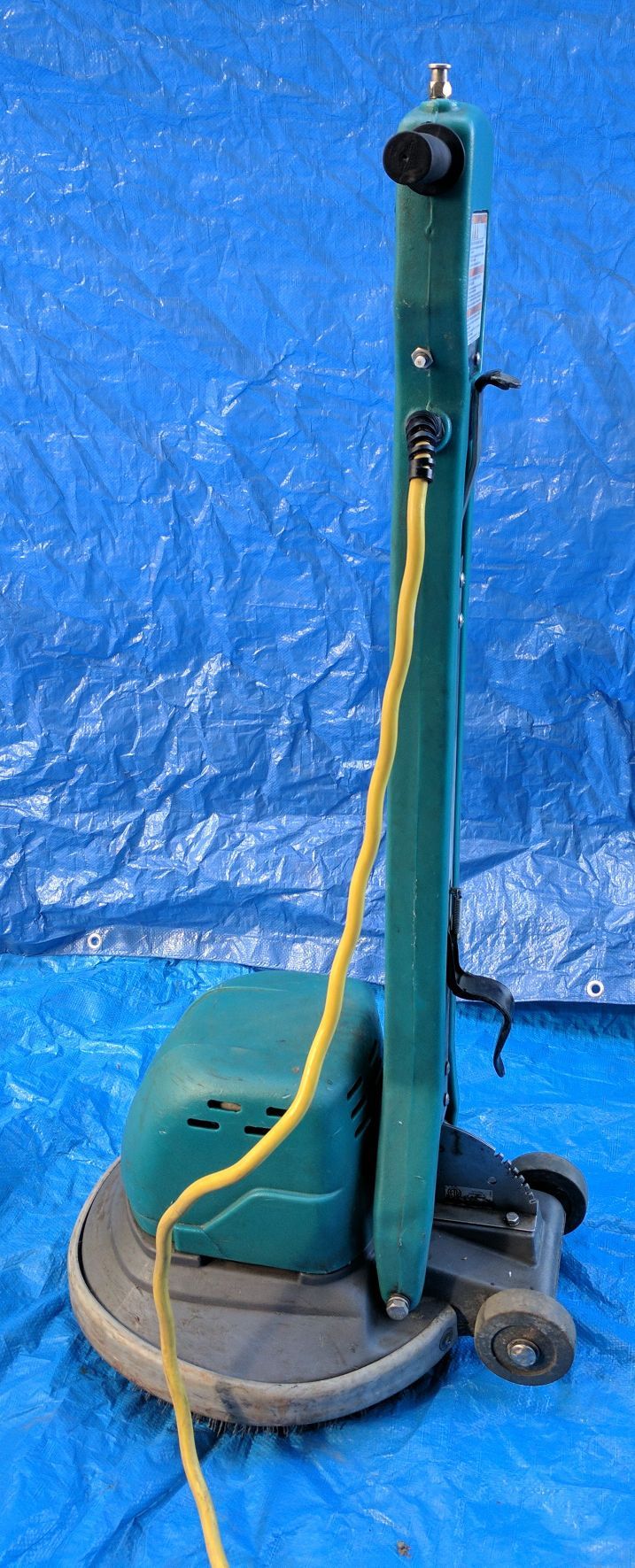 Tennant 17" floor scrubber buffer with brush
