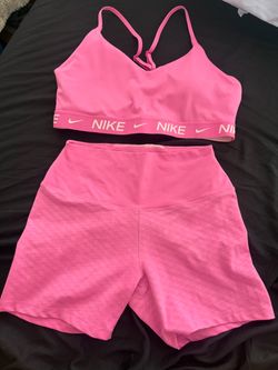 Women’s Nike set - Medium