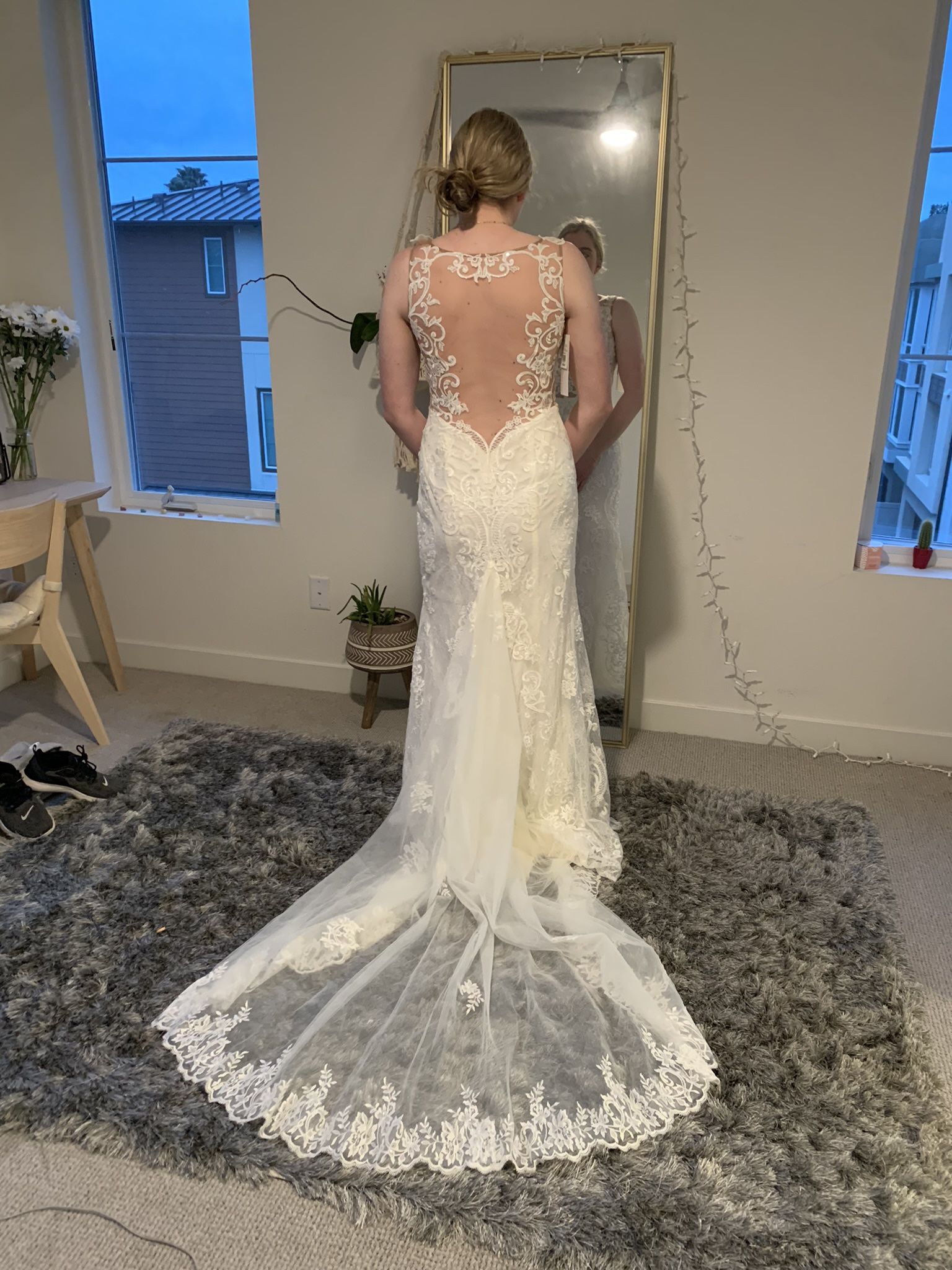 Galina Signature Designer Wedding Dress , Sexy Low Back, Gorgeous Low Neckline, Tons Of Sparkle. New With Tags Never Worn