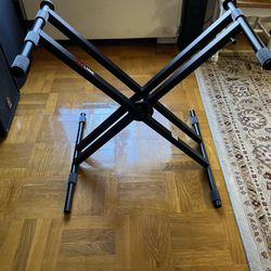 Stand For One Keyboard 