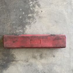 Snap on 1/2” 250lbs Torque Wrench