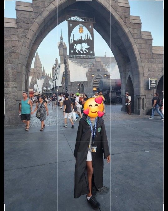 slytherin robe with tie