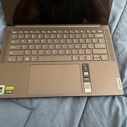 Lenovo Slim 9 Prox 14IRP8 14.5" Mini-led Touch laptop