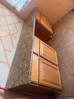 Granito y cabinetes