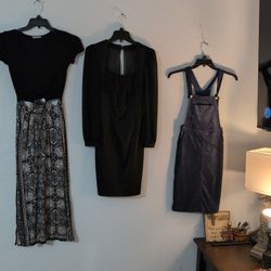 Women's Clothes 