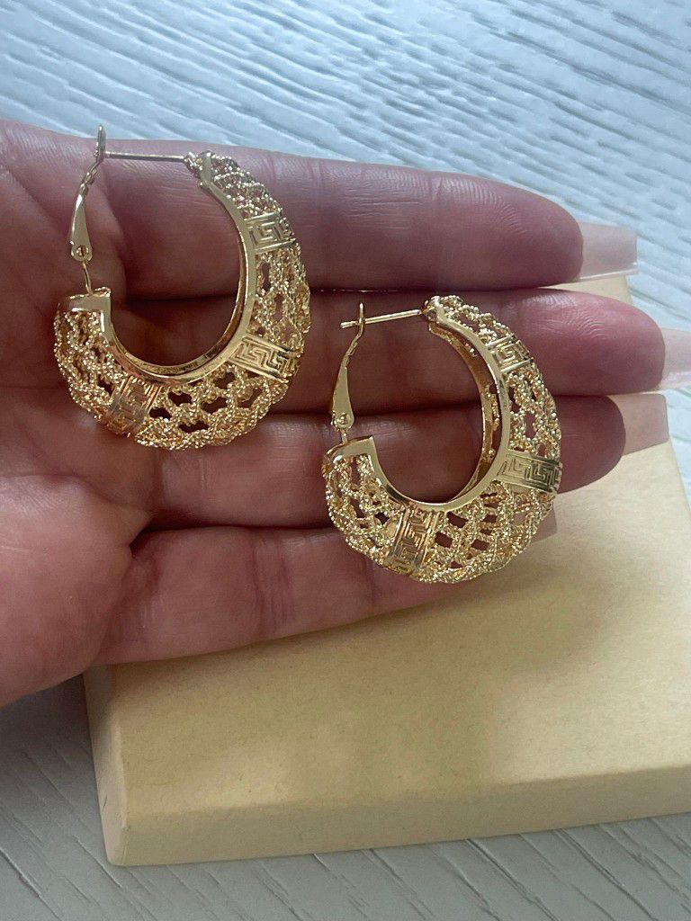 Beautiful Designer Earrings 14k Gold Filled