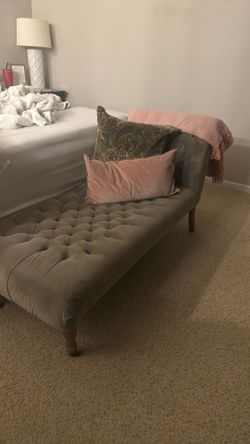 Chaise Lounge