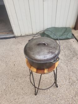 Dutch Oven Size 12 Red Moutian Series