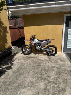 TrailMaster LX250 Dirt Bike | 250cc Electric Start JHL Pro