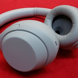 Sony WH-1000XM4 Noice Cancelling Wireless Bluetooth Headphones with USB-C Cable Only - Silver - Gray - Working