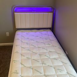 Brand new twin bed