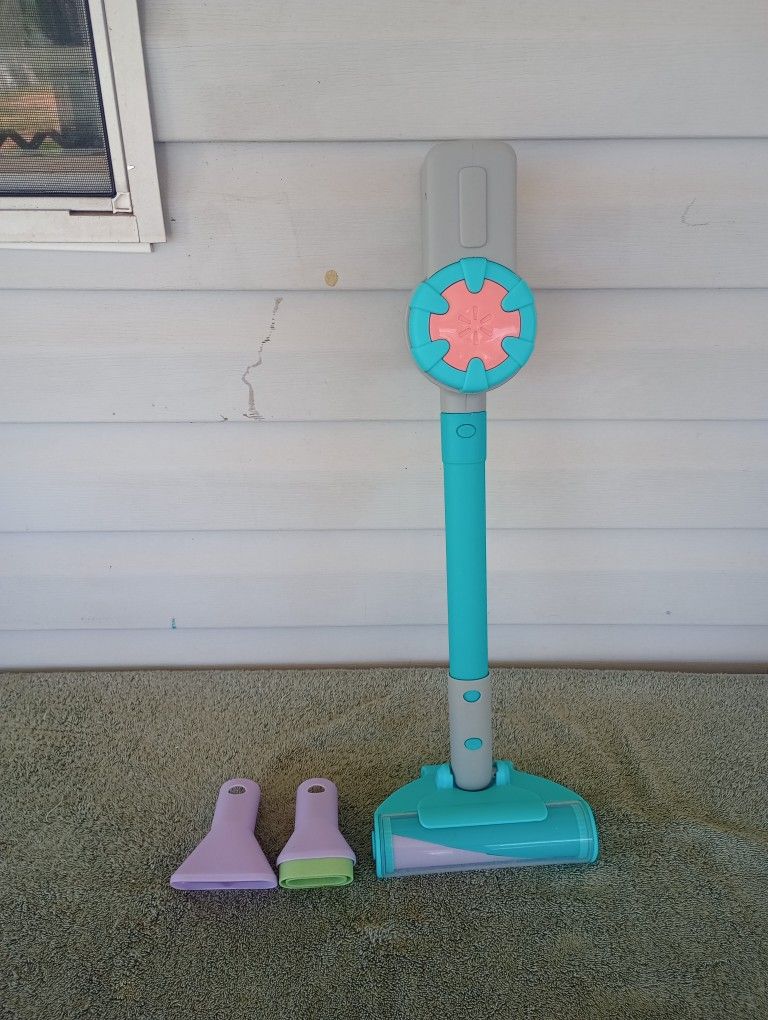 Kids Play Toy Vacuum, Multi-colored