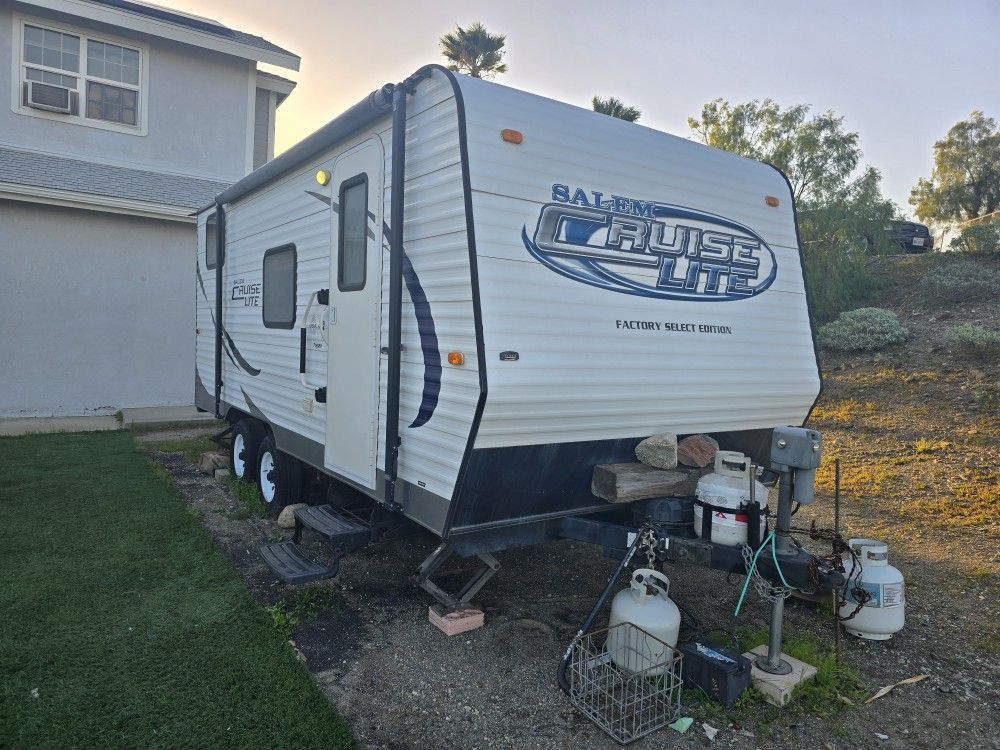 2014 Salem 23' Trailer