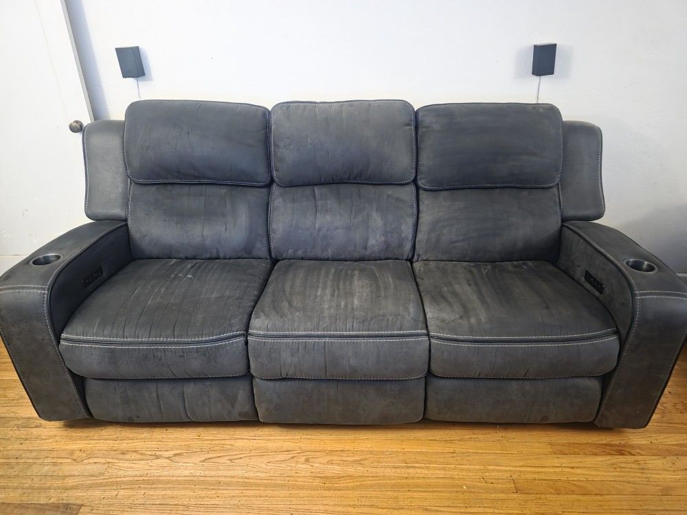 Reclining Couch With Power