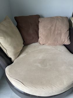 Round Sofa