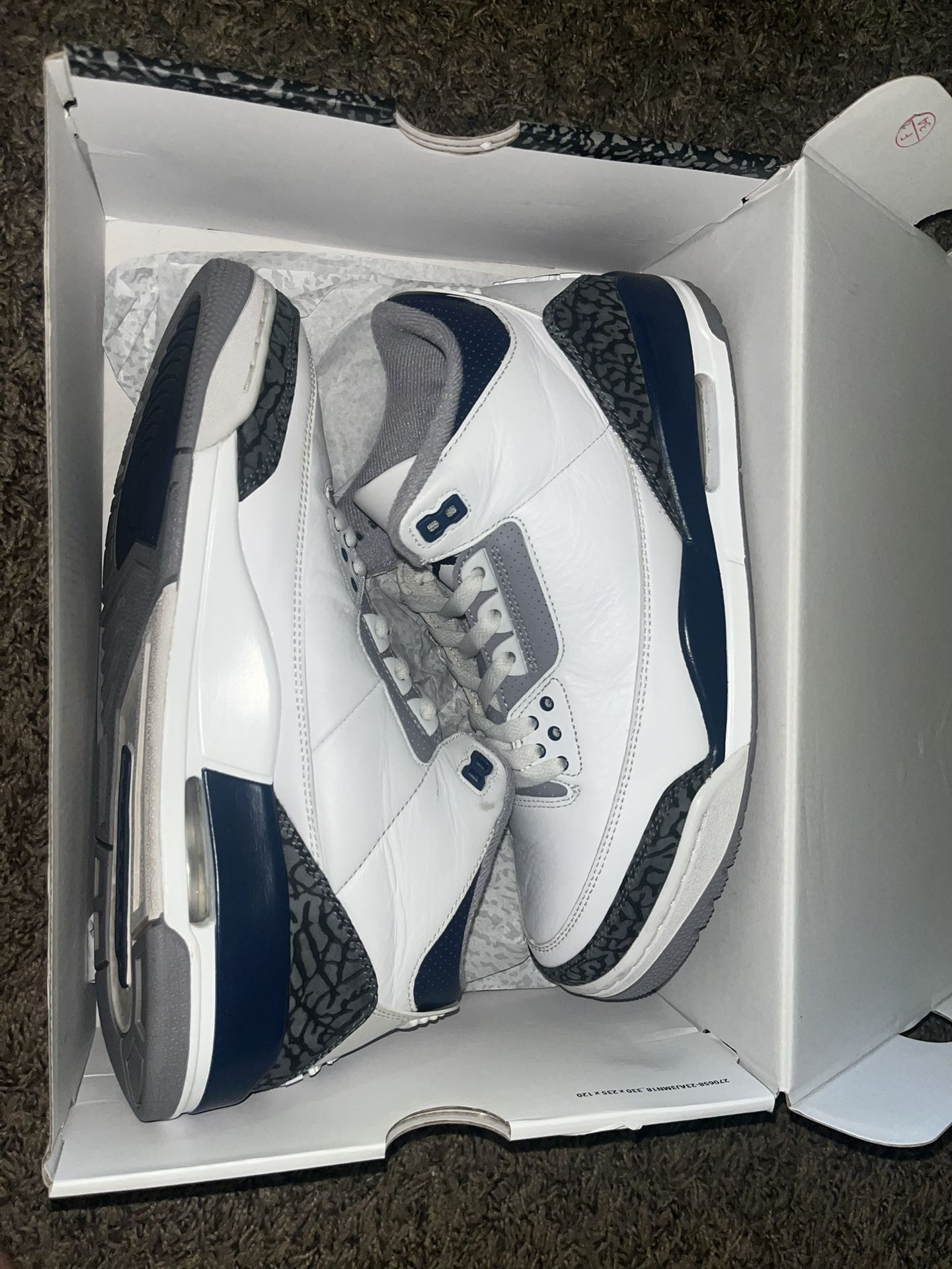 Jordan 3 Retro “White/ Midnight Navy”