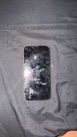 Broken iPhone 13 Pro Max