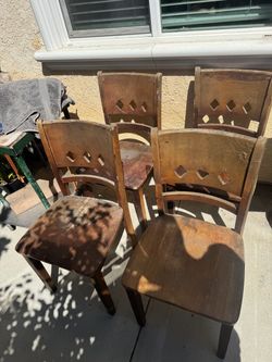Lot of 4 dining chairs