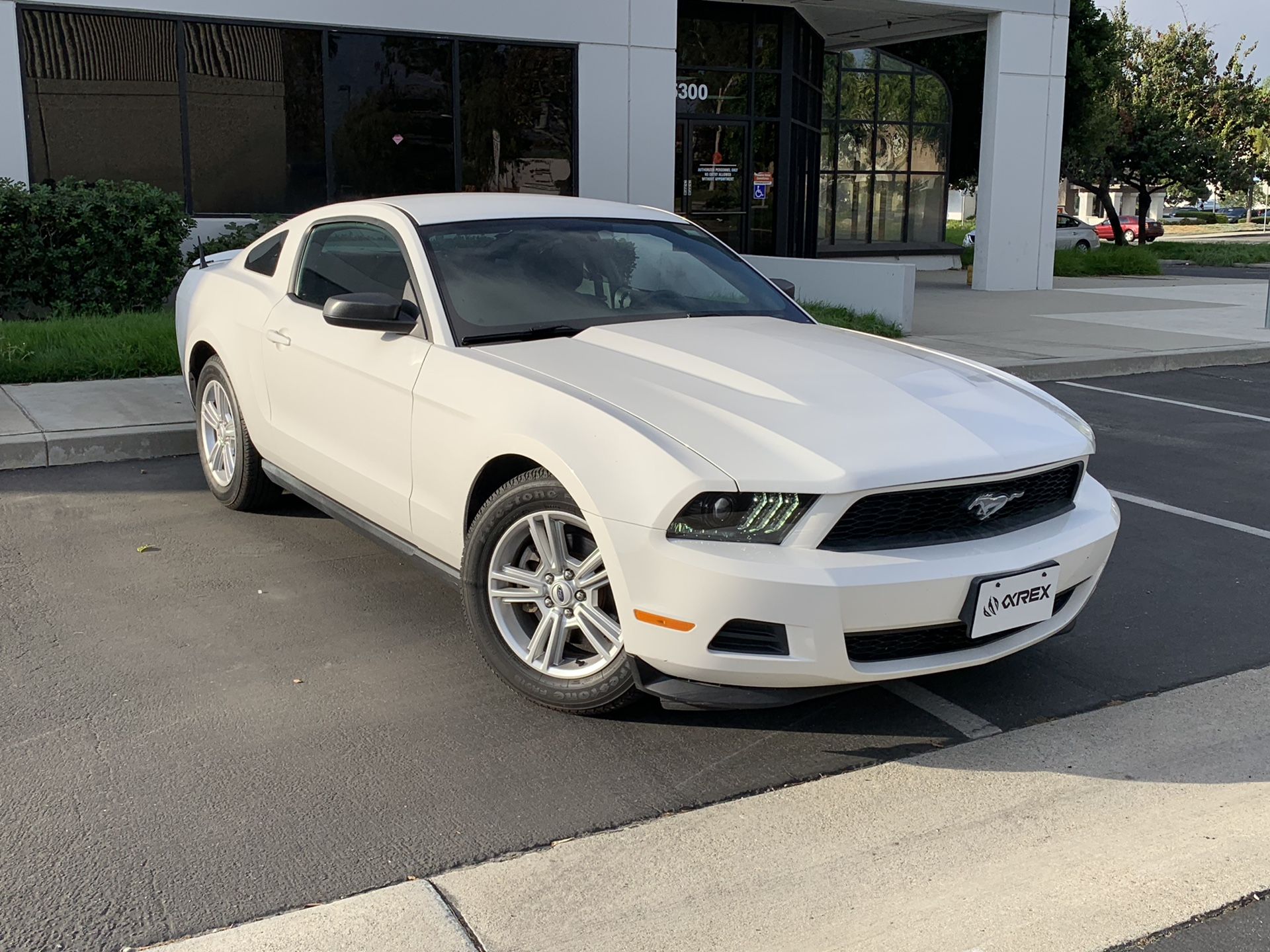 2010-2012 Mustang headlight