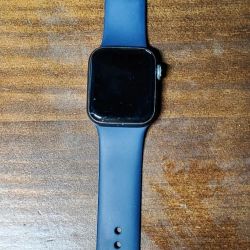 Apple Watch Series 7 (WiFi) – Brand New – $200 OBO