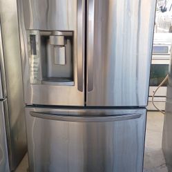 LG Fridge Working 