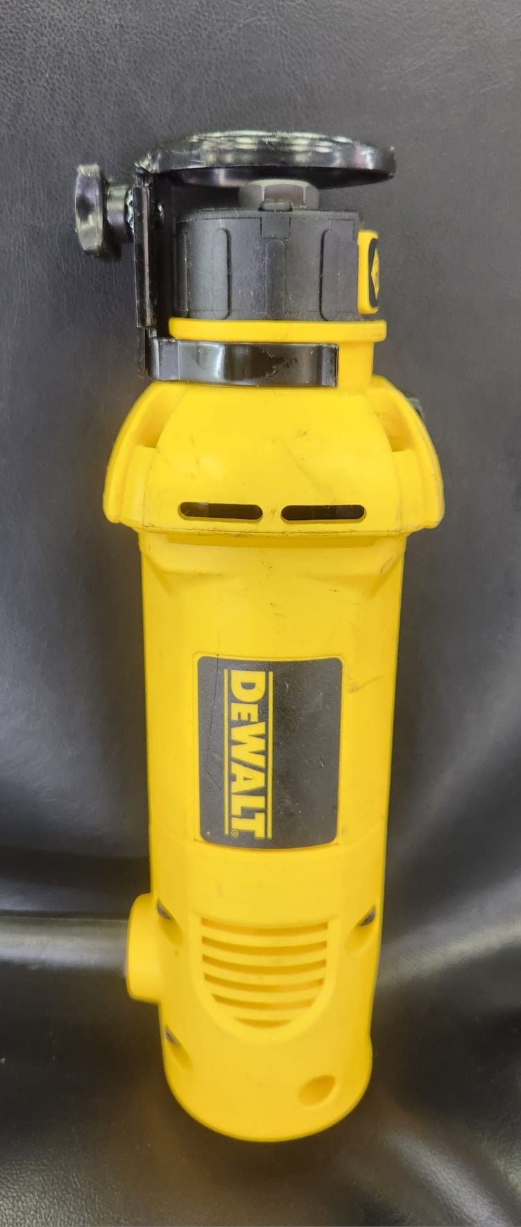 Dewalt DW660 Cut-Out Tool
